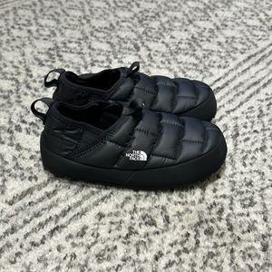 NORTH FACE kids slip on